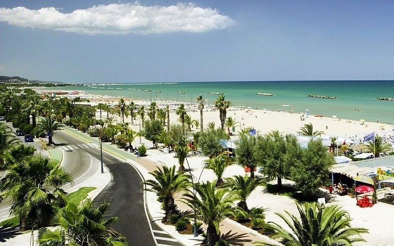 SOGGIORNO MARE SAN BENEDETTO DEL TRONTO LA RIVIERA DELLE PALME DAL 3 AL 13 SETTEMBRE 2026